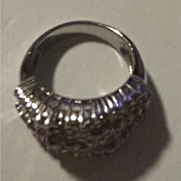 Beautiful sterling silver ring with pink n purple stones not sure if it’s real💎 - Picture 14 of 14